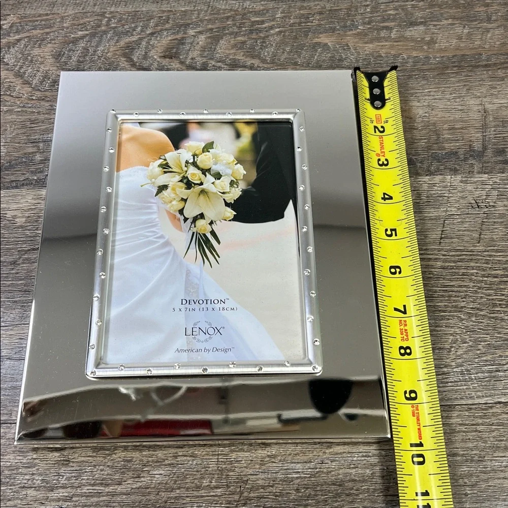 ✨ Lenox “Devotion” Silver-Plated 5x7 Picture Frame (NIB)